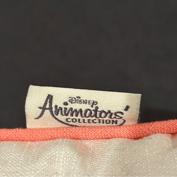 Disney Animator’s Collection Pocahontas Pillow - Picture 3 of 4